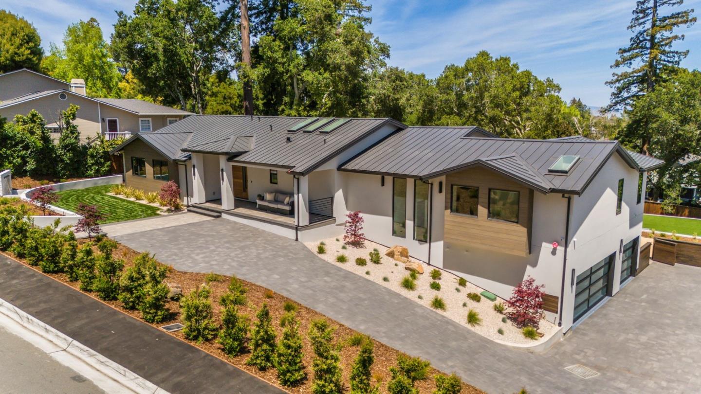 Detail Gallery Image 90 of 124 For 510 Darrell Rd, Hillsborough,  CA 94010 - 5 Beds | 5/1 Baths