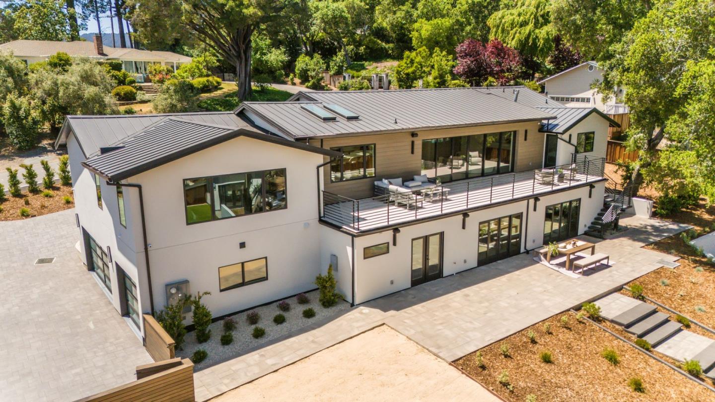 Detail Gallery Image 93 of 124 For 510 Darrell Rd, Hillsborough,  CA 94010 - 5 Beds | 5/1 Baths