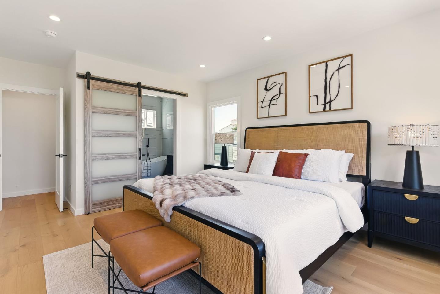 Detail Gallery Image 19 of 54 For 1530 Lawton St, San Francisco,  CA 94122 - 4 Beds | 4/1 Baths