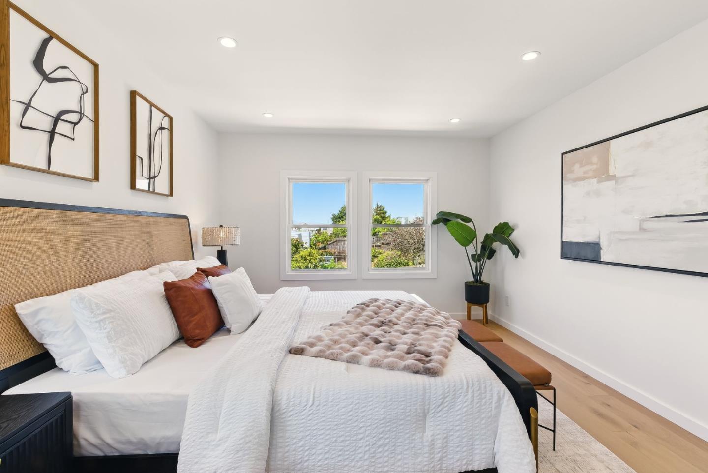 Detail Gallery Image 21 of 54 For 1530 Lawton St, San Francisco,  CA 94122 - 4 Beds | 4/1 Baths