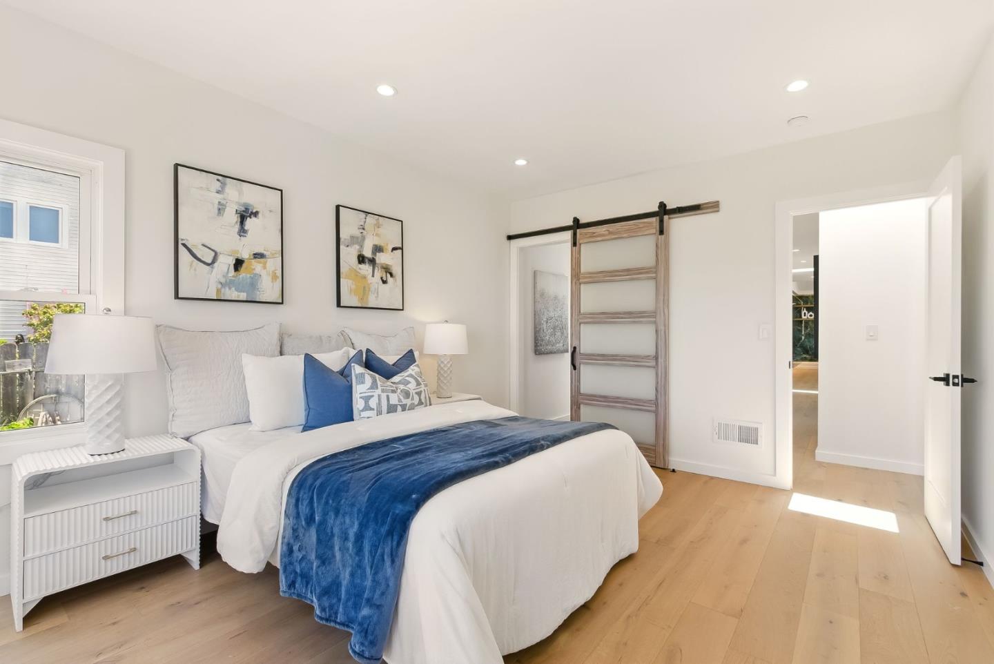 Detail Gallery Image 24 of 54 For 1530 Lawton St, San Francisco,  CA 94122 - 4 Beds | 4/1 Baths