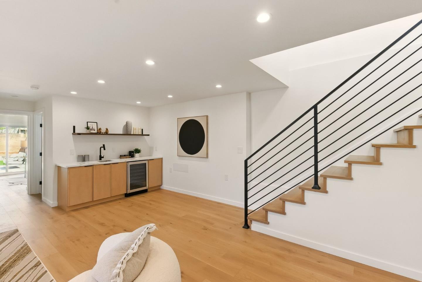 Detail Gallery Image 28 of 54 For 1530 Lawton St, San Francisco,  CA 94122 - 4 Beds | 4/1 Baths