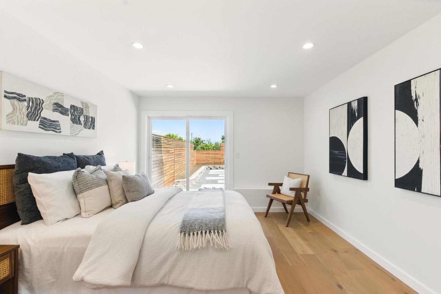 Detail Gallery Image 37 of 54 For 1530 Lawton St, San Francisco,  CA 94122 - 4 Beds | 4/1 Baths