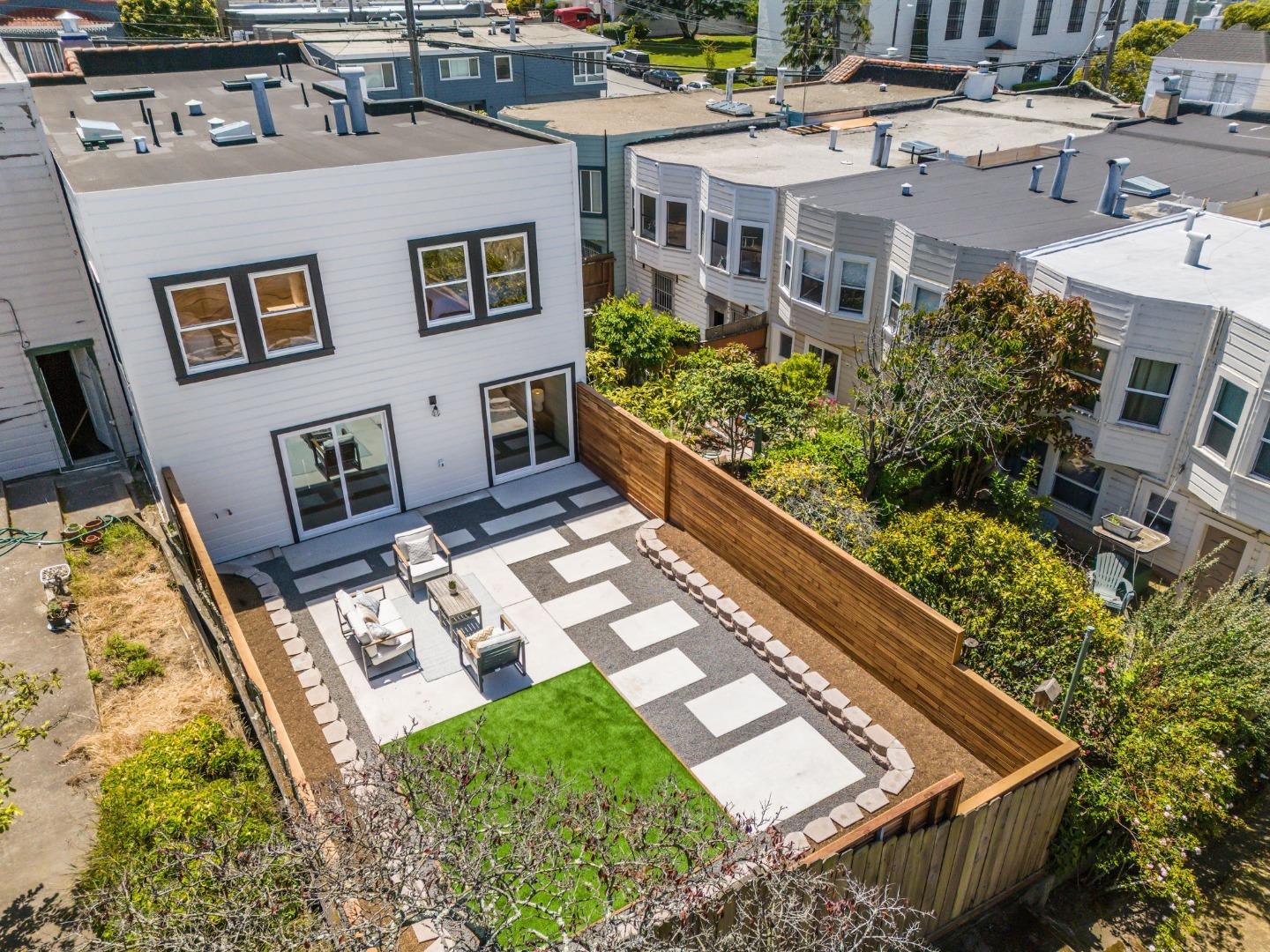 Detail Gallery Image 45 of 54 For 1530 Lawton St, San Francisco,  CA 94122 - 4 Beds | 4/1 Baths