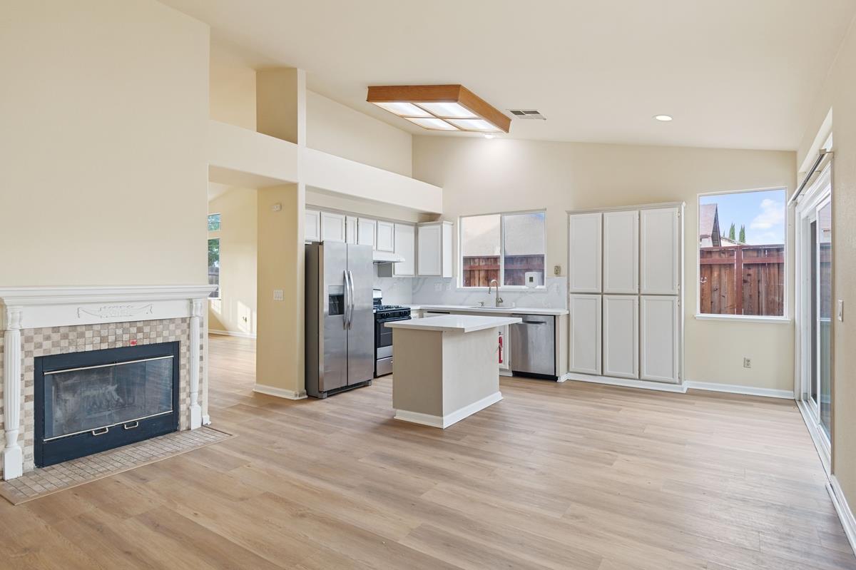 Detail Gallery Image 17 of 34 For 110 Walnut Meadows Ct, Oakley,  CA 94561 - 4 Beds | 2 Baths