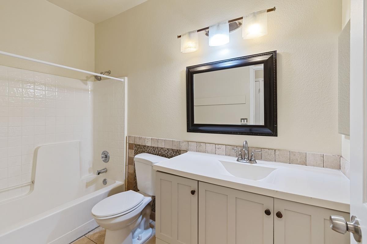 Detail Gallery Image 21 of 34 For 110 Walnut Meadows Ct, Oakley,  CA 94561 - 4 Beds | 2 Baths