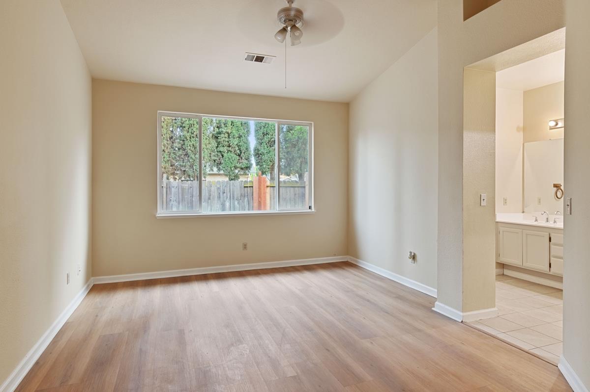 Detail Gallery Image 22 of 34 For 110 Walnut Meadows Ct, Oakley,  CA 94561 - 4 Beds | 2 Baths