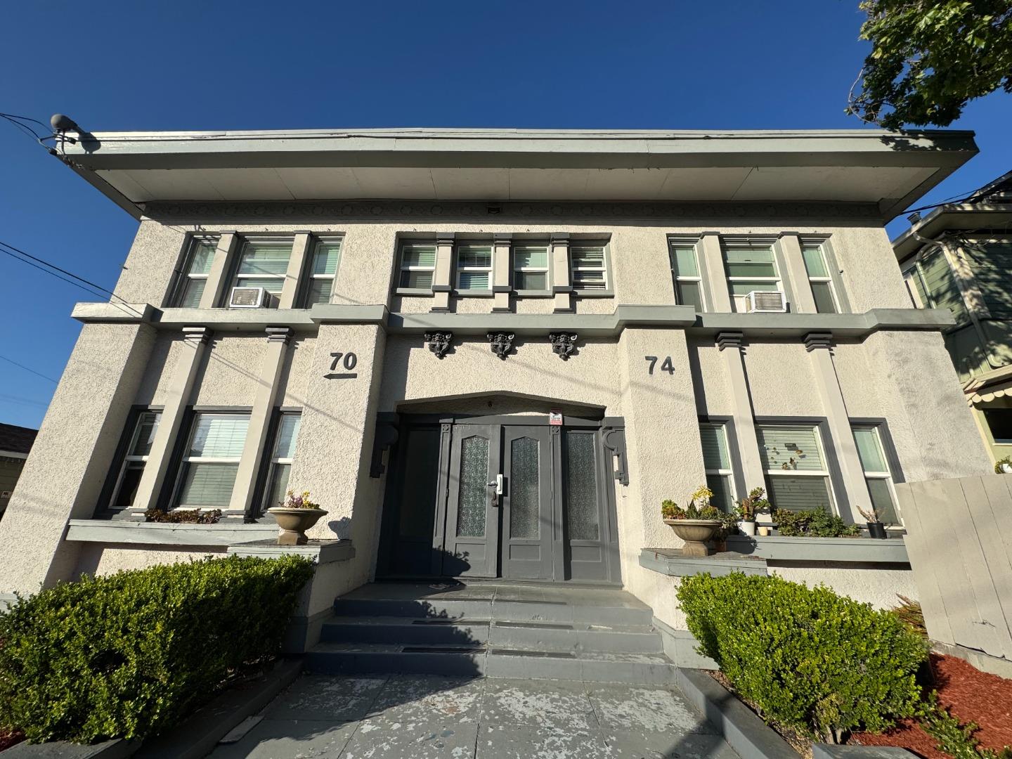 Detail Gallery Image 2 of 25 For 70 N 10th St, San Jose,  CA 95112 - – Beds | – Baths