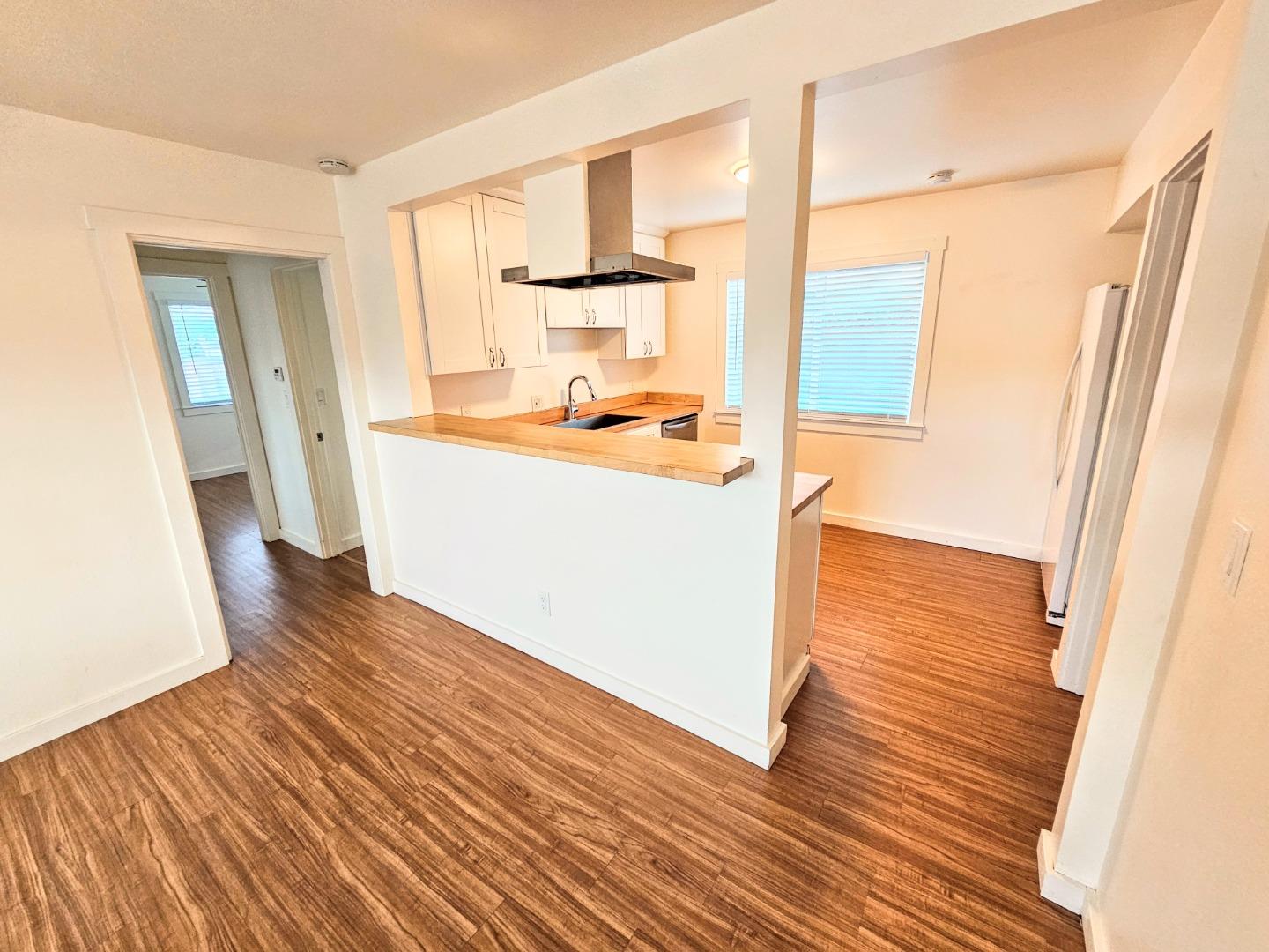 Detail Gallery Image 10 of 26 For 3516 Olsen Dr, San Jose,  CA 95117 - – Beds | – Baths