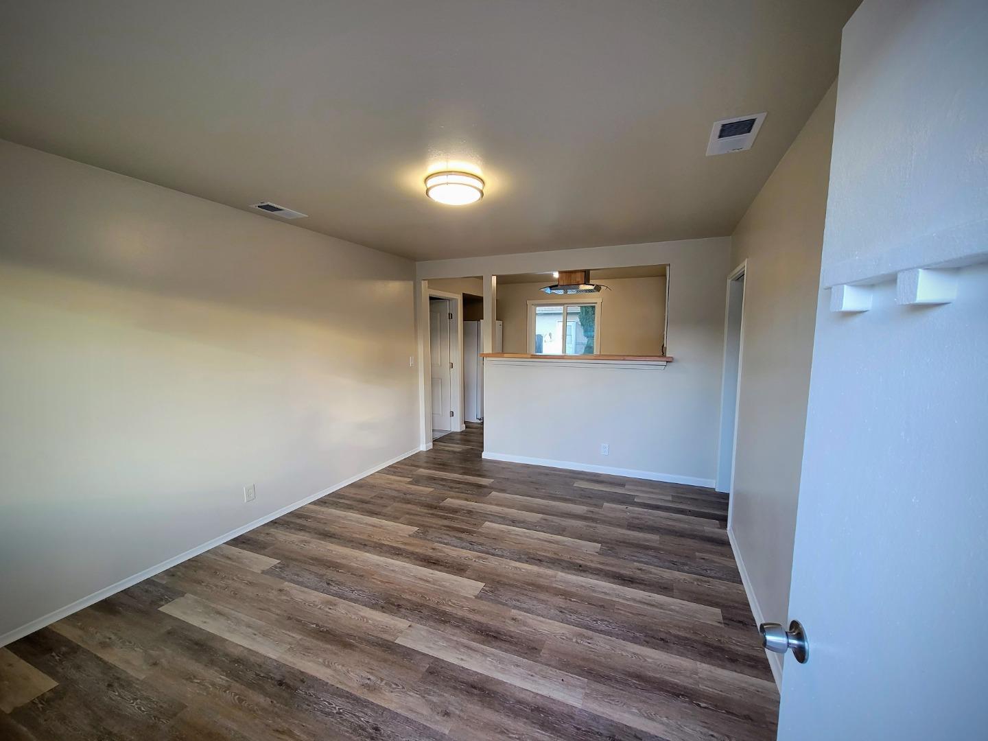 Detail Gallery Image 17 of 26 For 3516 Olsen Dr, San Jose,  CA 95117 - – Beds | – Baths
