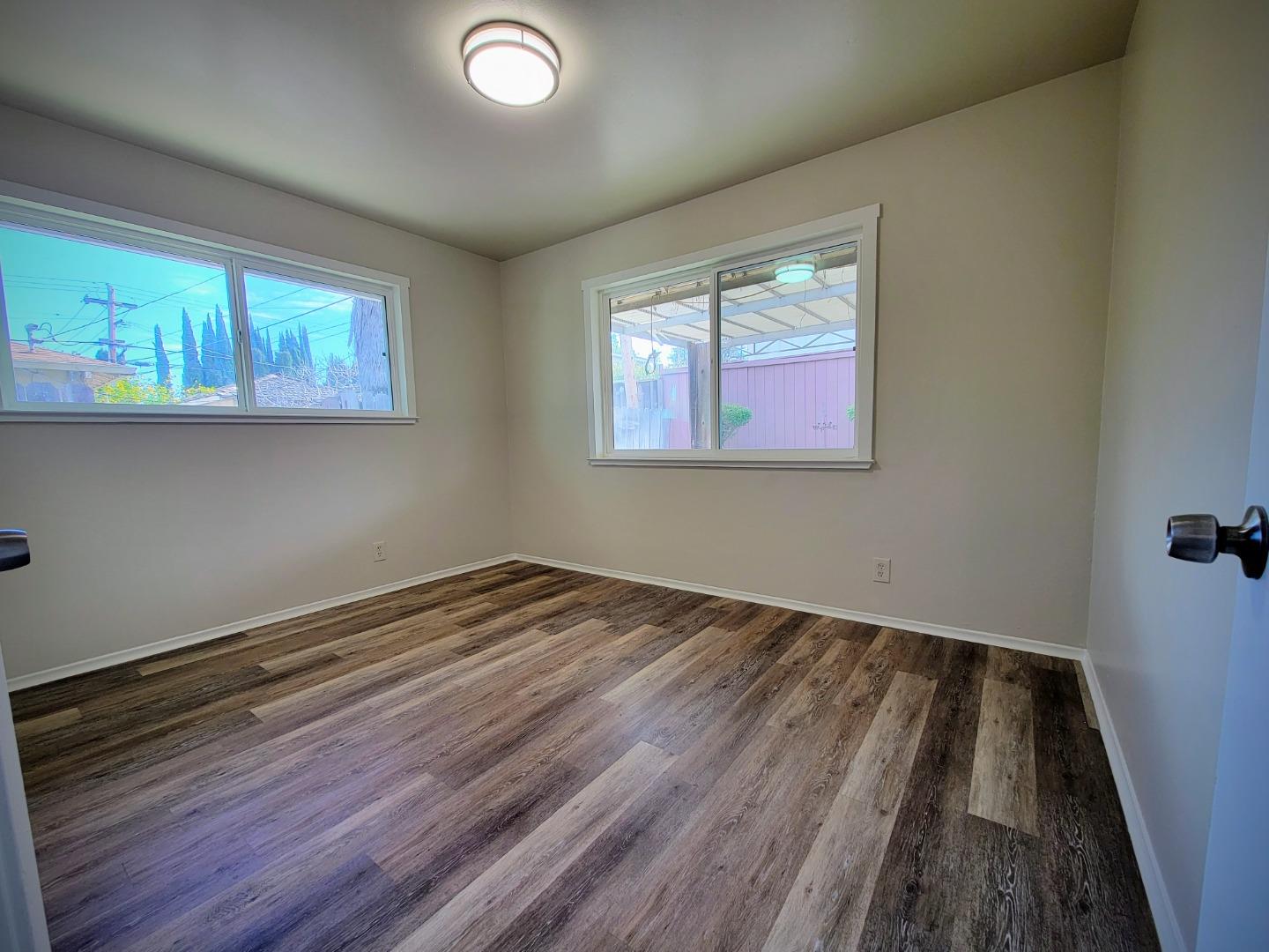 Detail Gallery Image 24 of 26 For 3516 Olsen Dr, San Jose,  CA 95117 - – Beds | – Baths