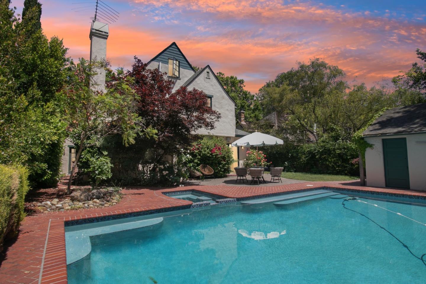 Detail Gallery Image 72 of 92 For 1716 Fulton St, Palo Alto,  CA 94303 - 4 Beds | 3/1 Baths