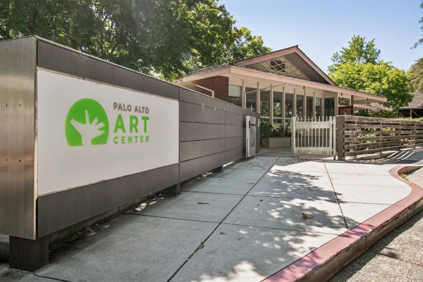 Detail Gallery Image 81 of 92 For 1716 Fulton St, Palo Alto,  CA 94303 - 4 Beds | 3/1 Baths