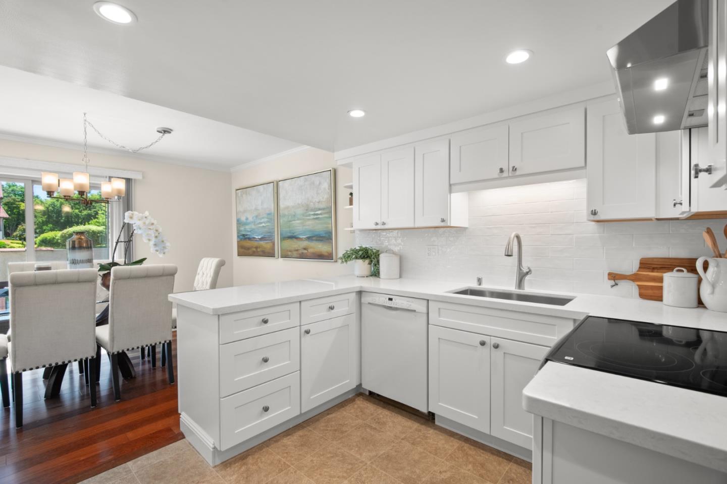 Detail Gallery Image 8 of 25 For 120 Carlton Ave #23,  Los Gatos,  CA 95032 - 3 Beds | 2/1 Baths