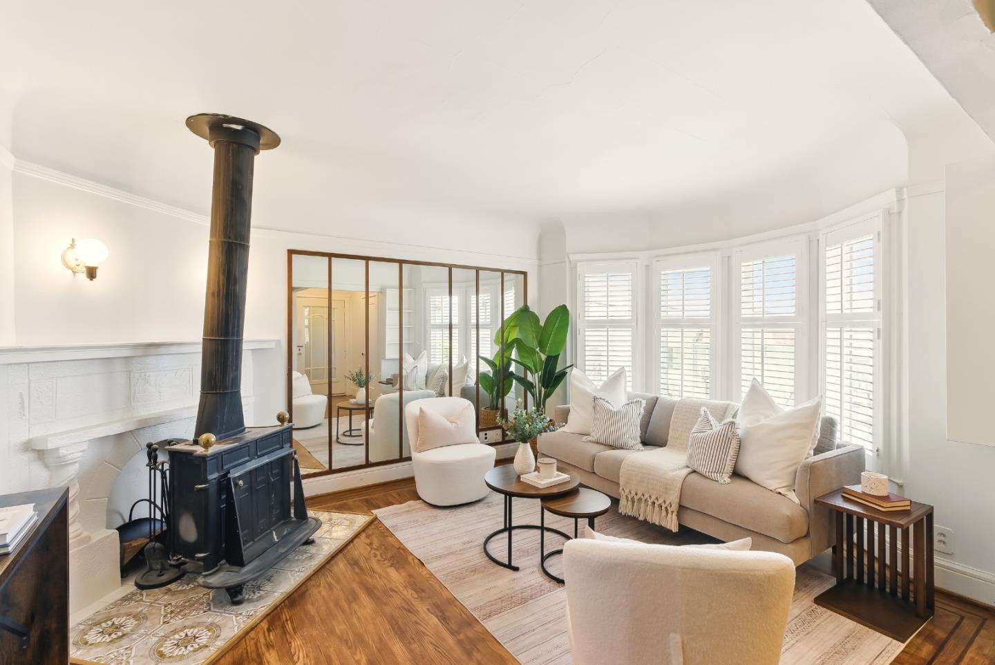 Detail Gallery Image 2 of 40 For 543 San Diego Ave, Daly City,  CA 94014 - 4 Beds | 2 Baths