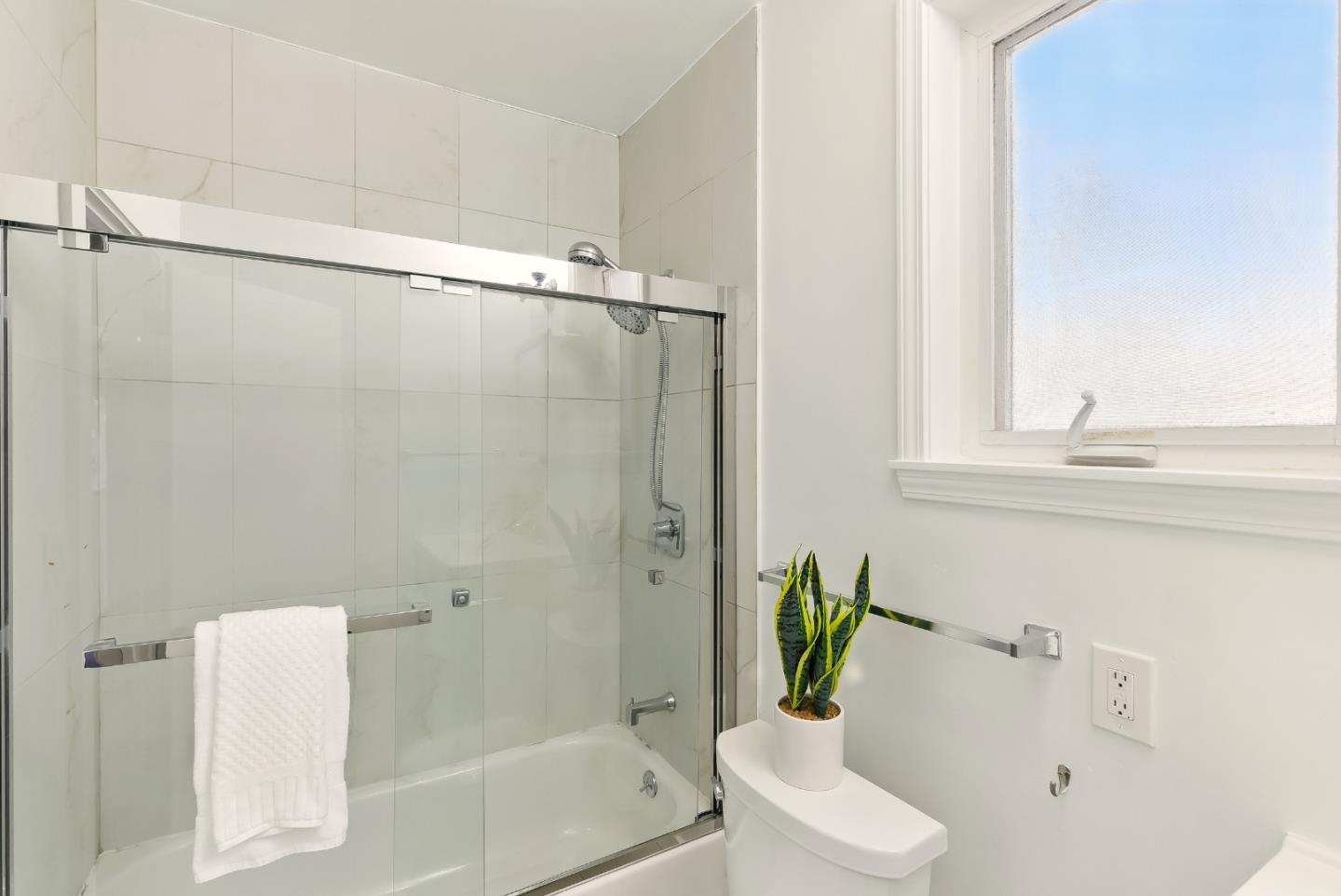 Detail Gallery Image 29 of 40 For 543 San Diego Ave, Daly City,  CA 94014 - 4 Beds | 2 Baths