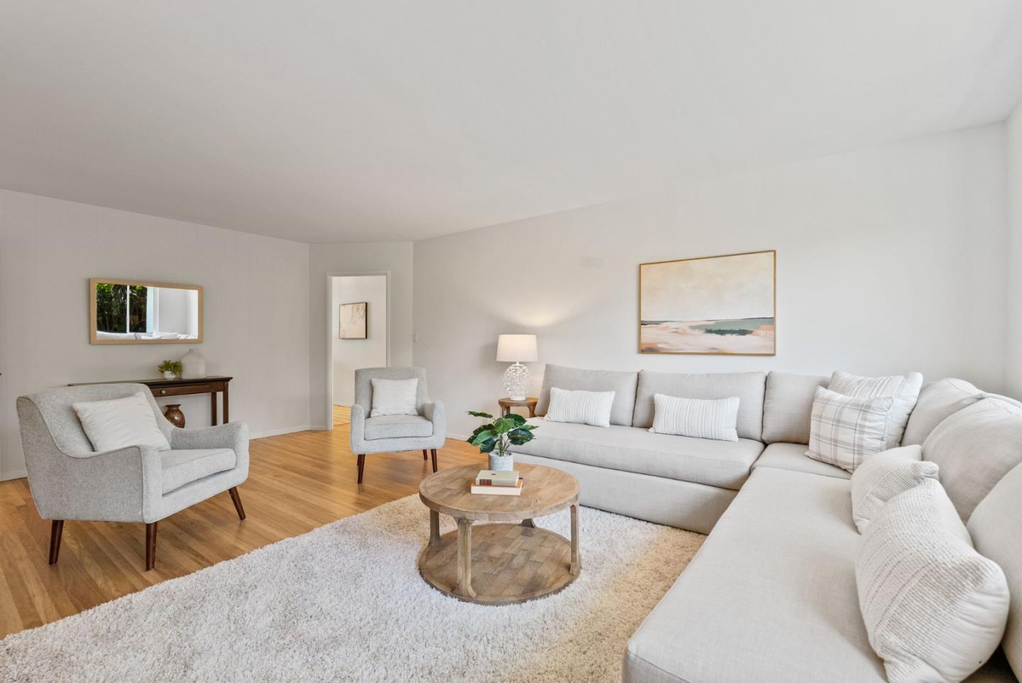 Detail Gallery Image 12 of 35 For 3520 Greer Rd, Palo Alto,  CA 94303 - 4 Beds | 2/1 Baths