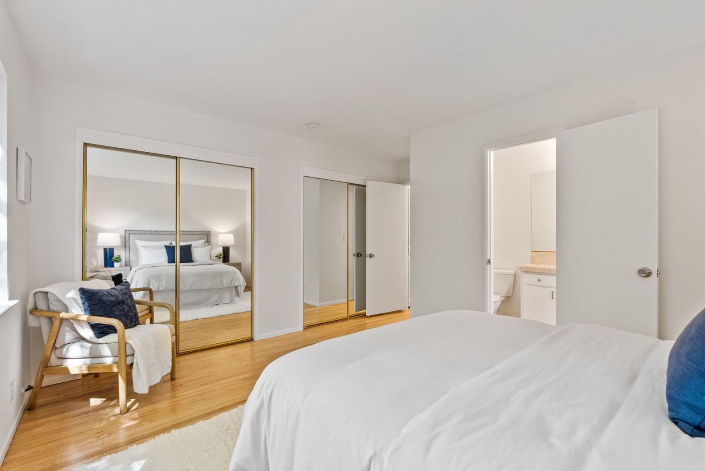 Detail Gallery Image 16 of 35 For 3520 Greer Rd, Palo Alto,  CA 94303 - 4 Beds | 2/1 Baths