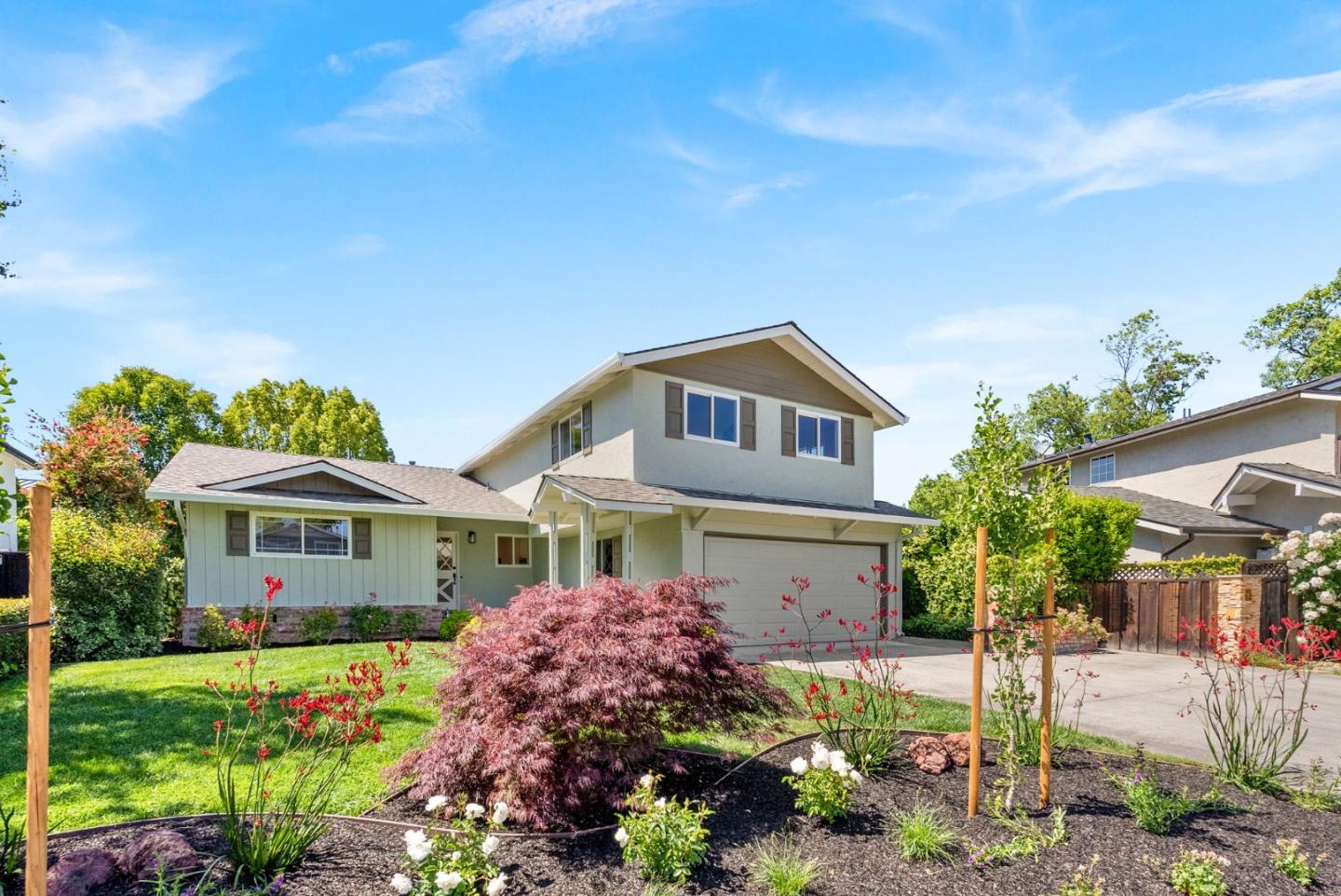 Detail Gallery Image 2 of 35 For 3520 Greer Rd, Palo Alto,  CA 94303 - 4 Beds | 2/1 Baths