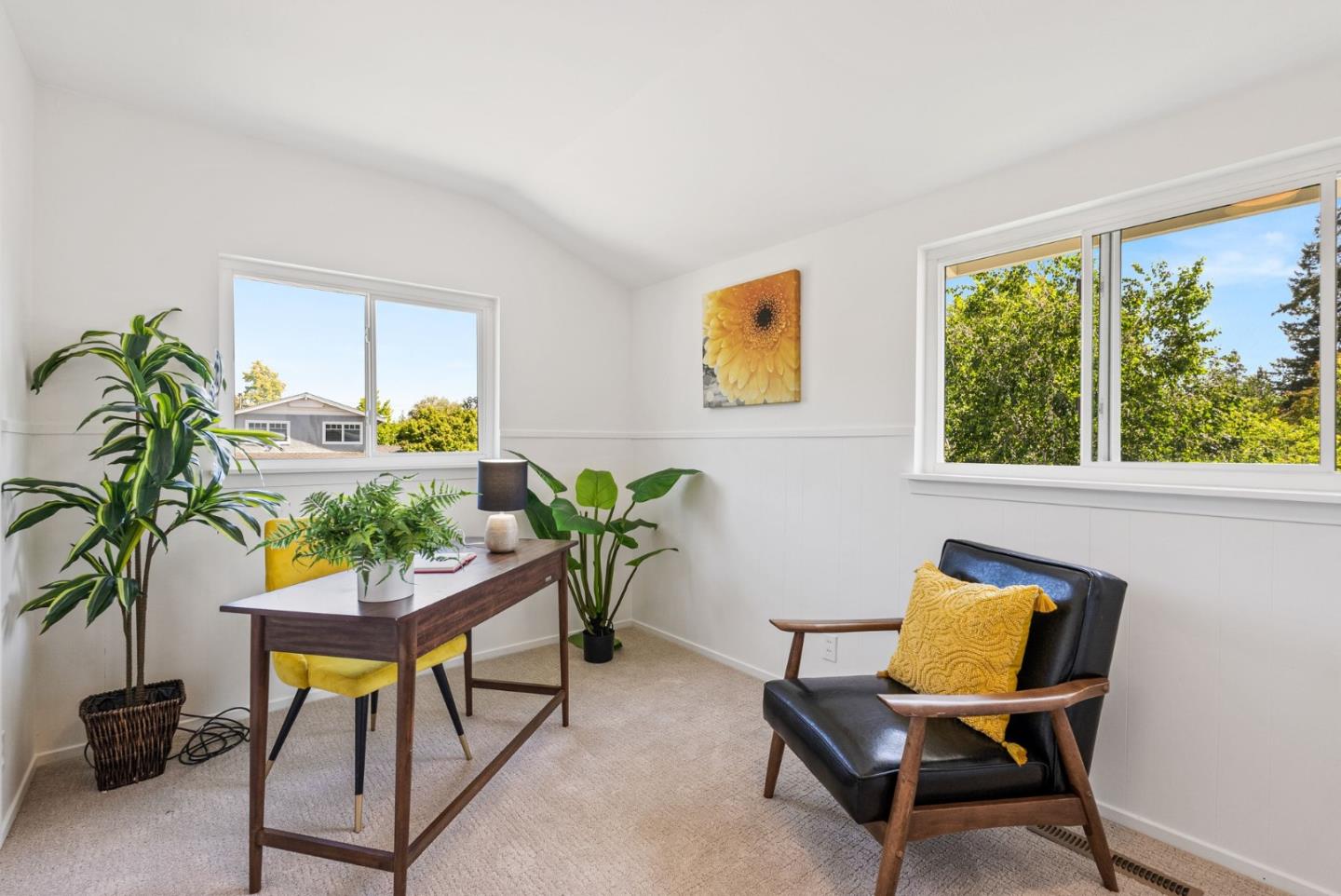 Detail Gallery Image 21 of 35 For 3520 Greer Rd, Palo Alto,  CA 94303 - 4 Beds | 2/1 Baths