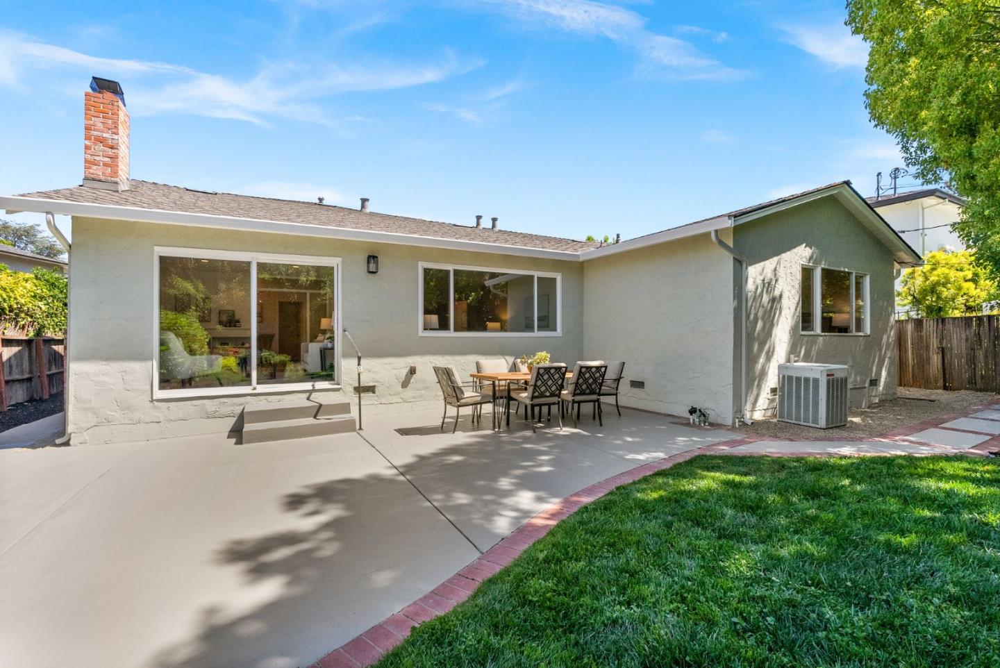 Detail Gallery Image 25 of 35 For 3520 Greer Rd, Palo Alto,  CA 94303 - 4 Beds | 2/1 Baths