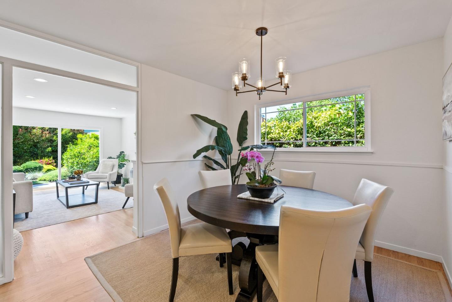 Detail Gallery Image 3 of 35 For 3520 Greer Rd, Palo Alto,  CA 94303 - 4 Beds | 2/1 Baths