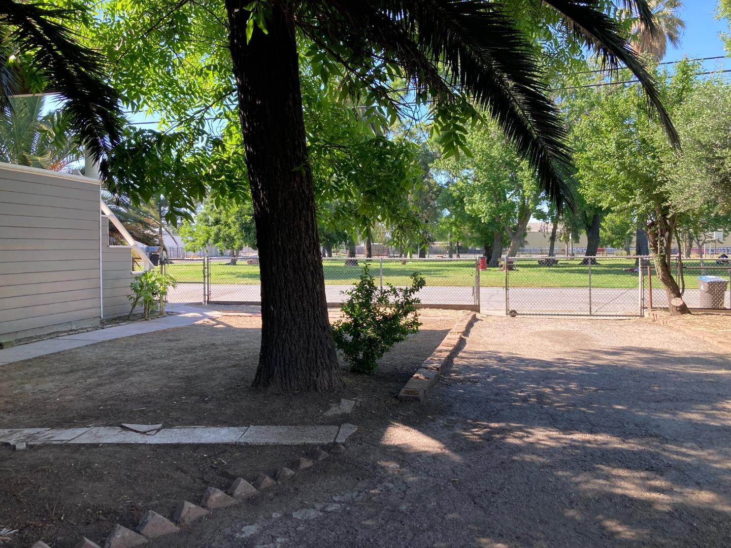 Detail Gallery Image 41 of 43 For 436 W Worth St, Stockton,  CA 95206 - 2 Beds | 1 Baths
