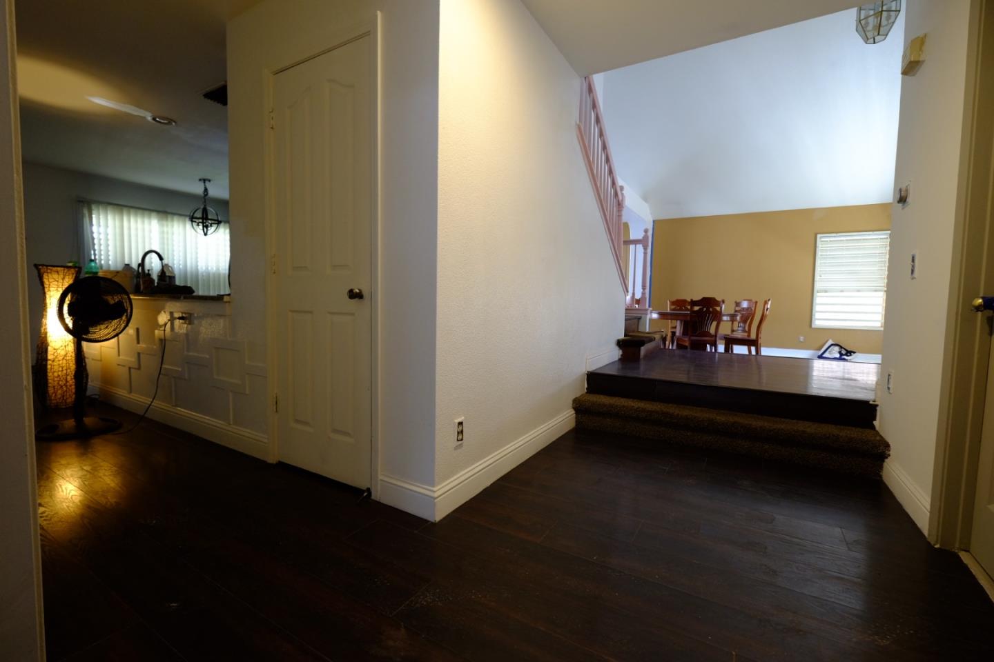 Detail Gallery Image 13 of 26 For 1831 Oakley Ct, Stockton,  CA 95206 - 5 Beds | 3 Baths