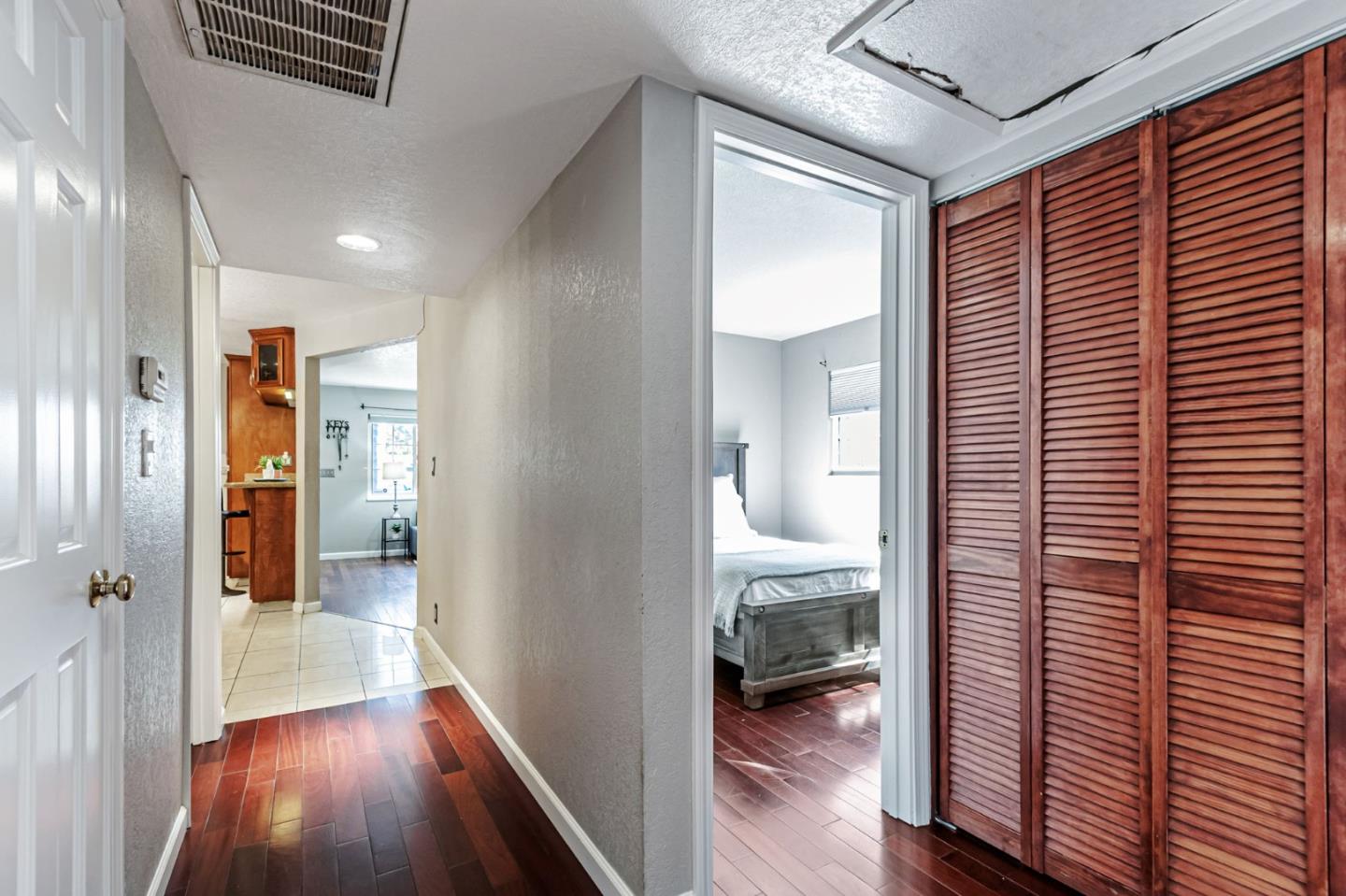 Detail Gallery Image 15 of 44 For 64 Azucar Ave, San Jose,  CA 95111 - 4 Beds | 3 Baths