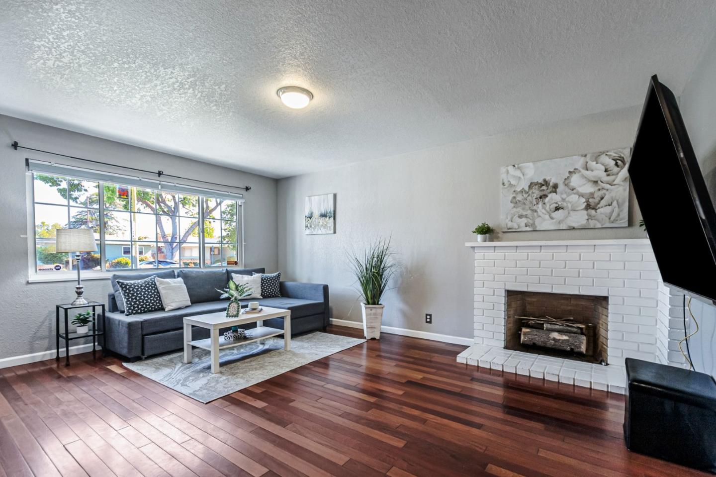 Detail Gallery Image 5 of 44 For 64 Azucar Ave, San Jose,  CA 95111 - 4 Beds | 3 Baths