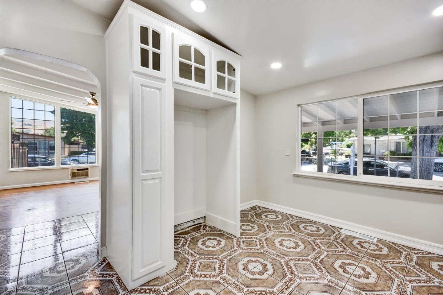 Detail Gallery Image 10 of 30 For 13831 Highwood Dr, San Jose,  CA 95127 - 3 Beds | 1 Baths