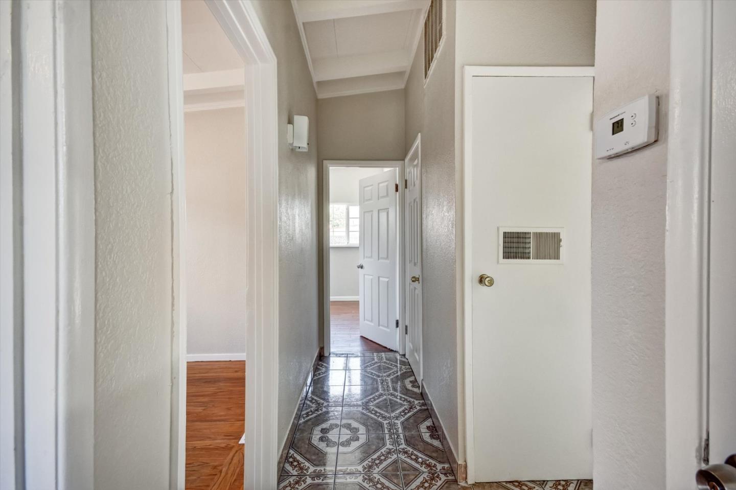 Detail Gallery Image 12 of 30 For 13831 Highwood Dr, San Jose,  CA 95127 - 3 Beds | 1 Baths