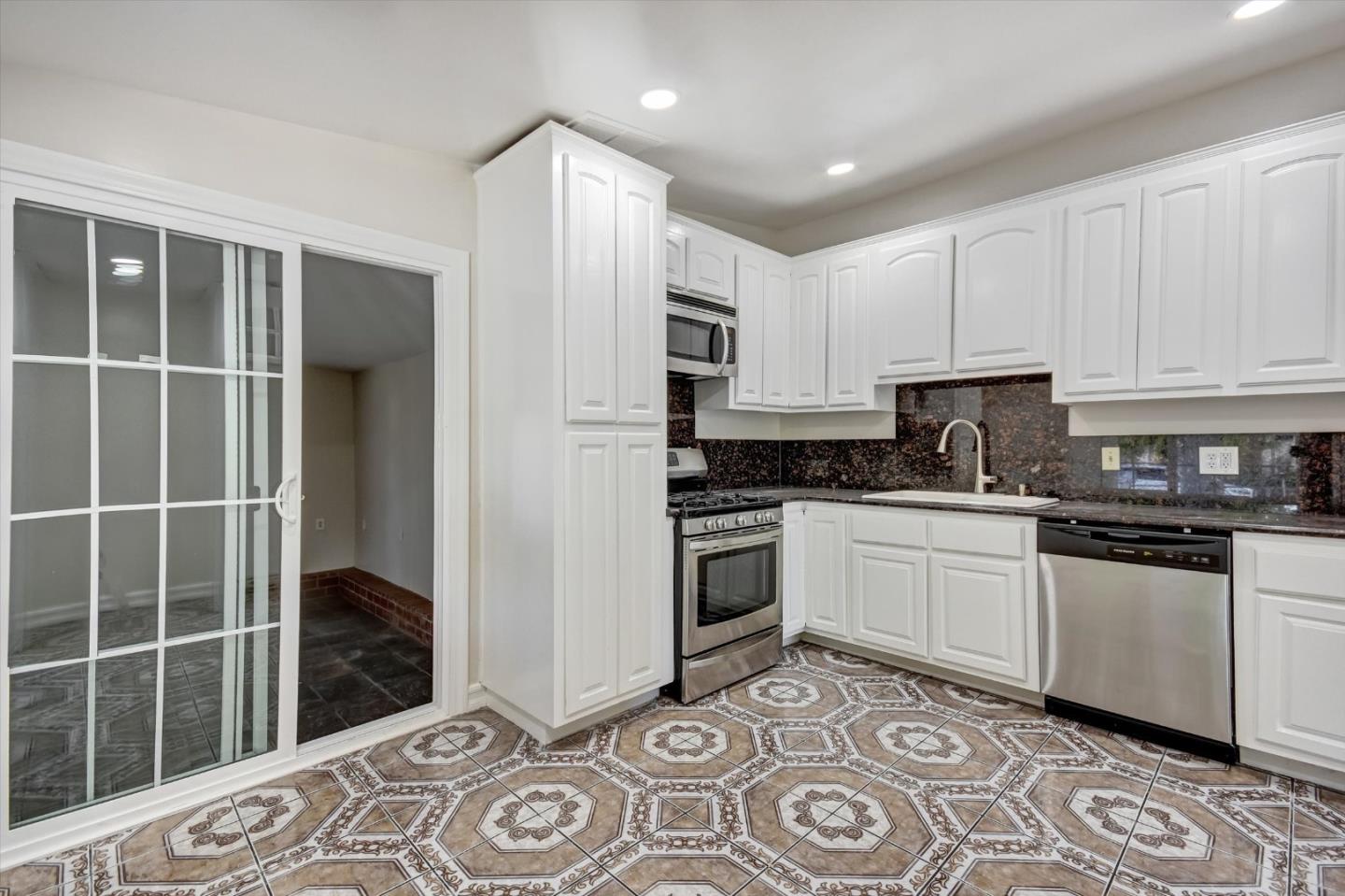 Detail Gallery Image 9 of 30 For 13831 Highwood Dr, San Jose,  CA 95127 - 3 Beds | 1 Baths