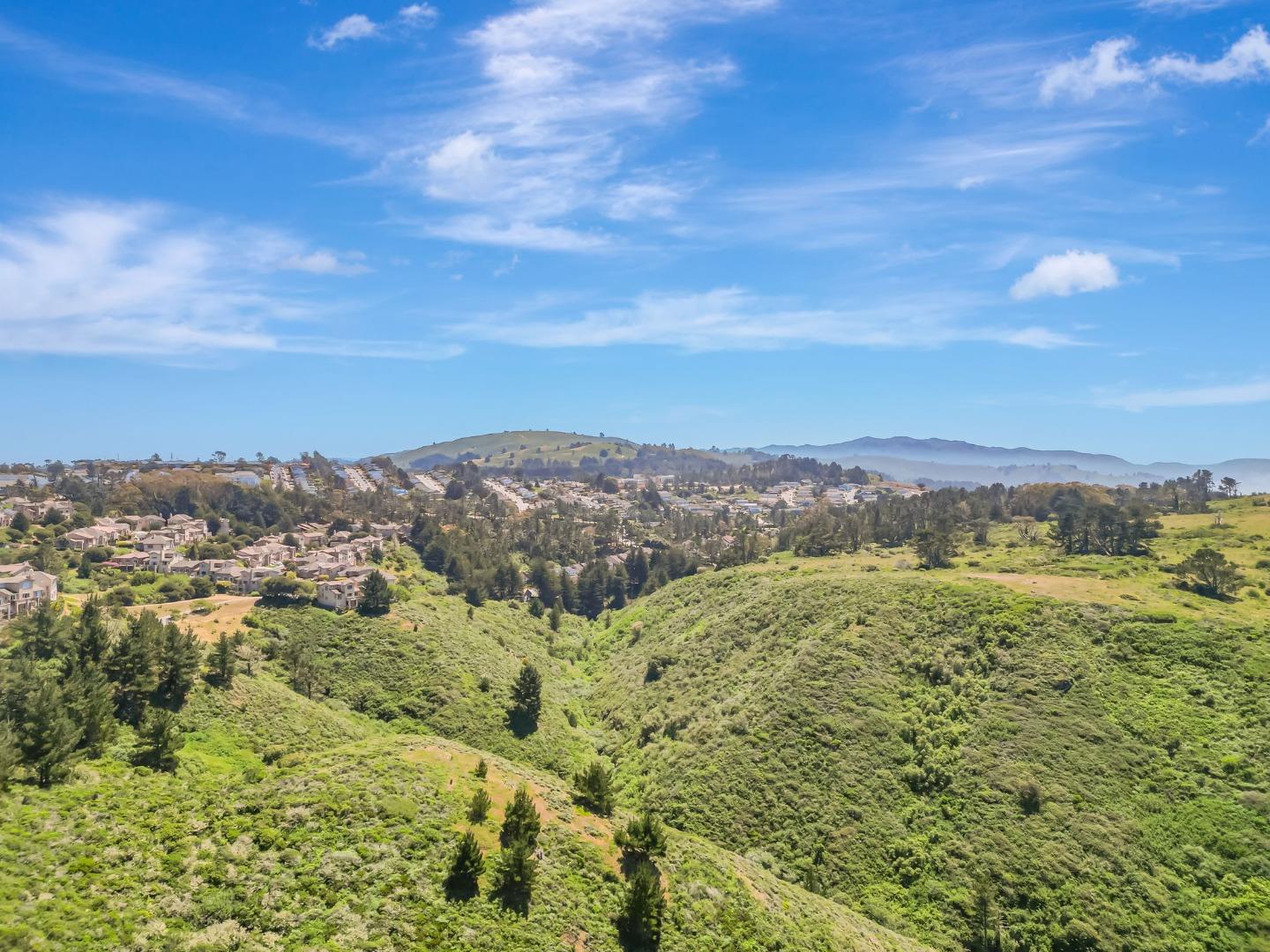 Detail Gallery Image 38 of 74 For 720 Lockhaven Dr, Pacifica,  CA 94044 - 4 Beds | 2 Baths