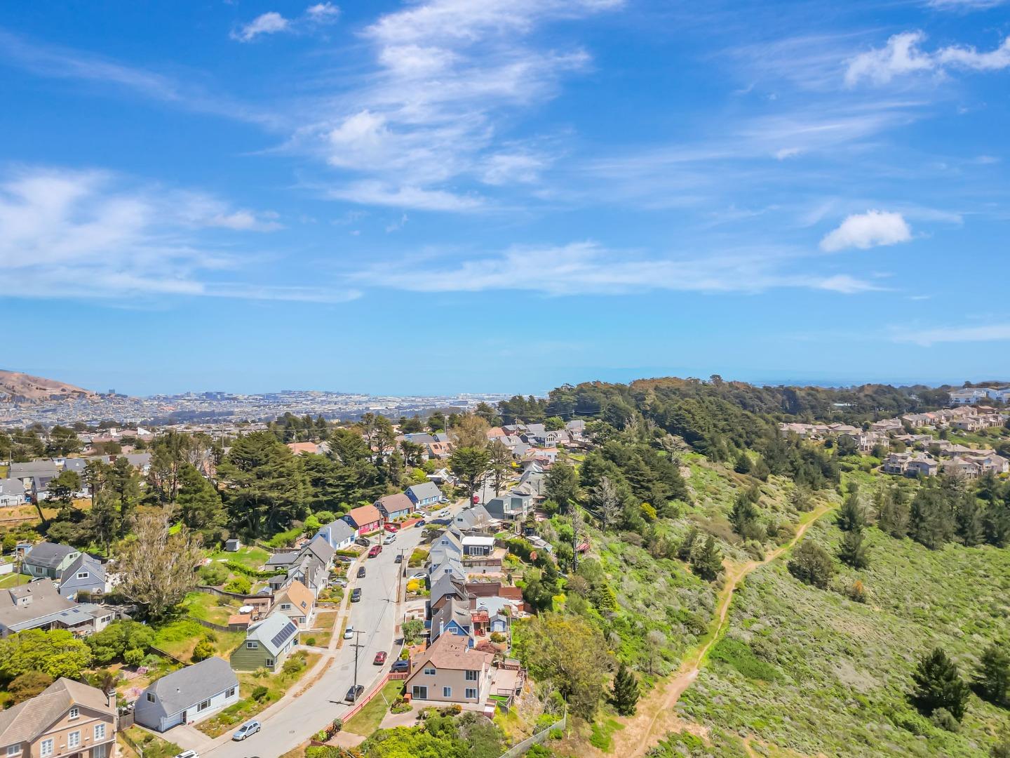 Detail Gallery Image 47 of 74 For 720 Lockhaven Dr, Pacifica,  CA 94044 - 4 Beds | 2 Baths