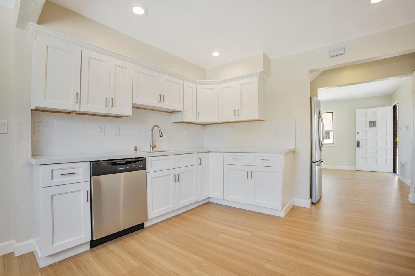 Detail Gallery Image 53 of 74 For 720 Lockhaven Dr, Pacifica,  CA 94044 - 4 Beds | 2 Baths