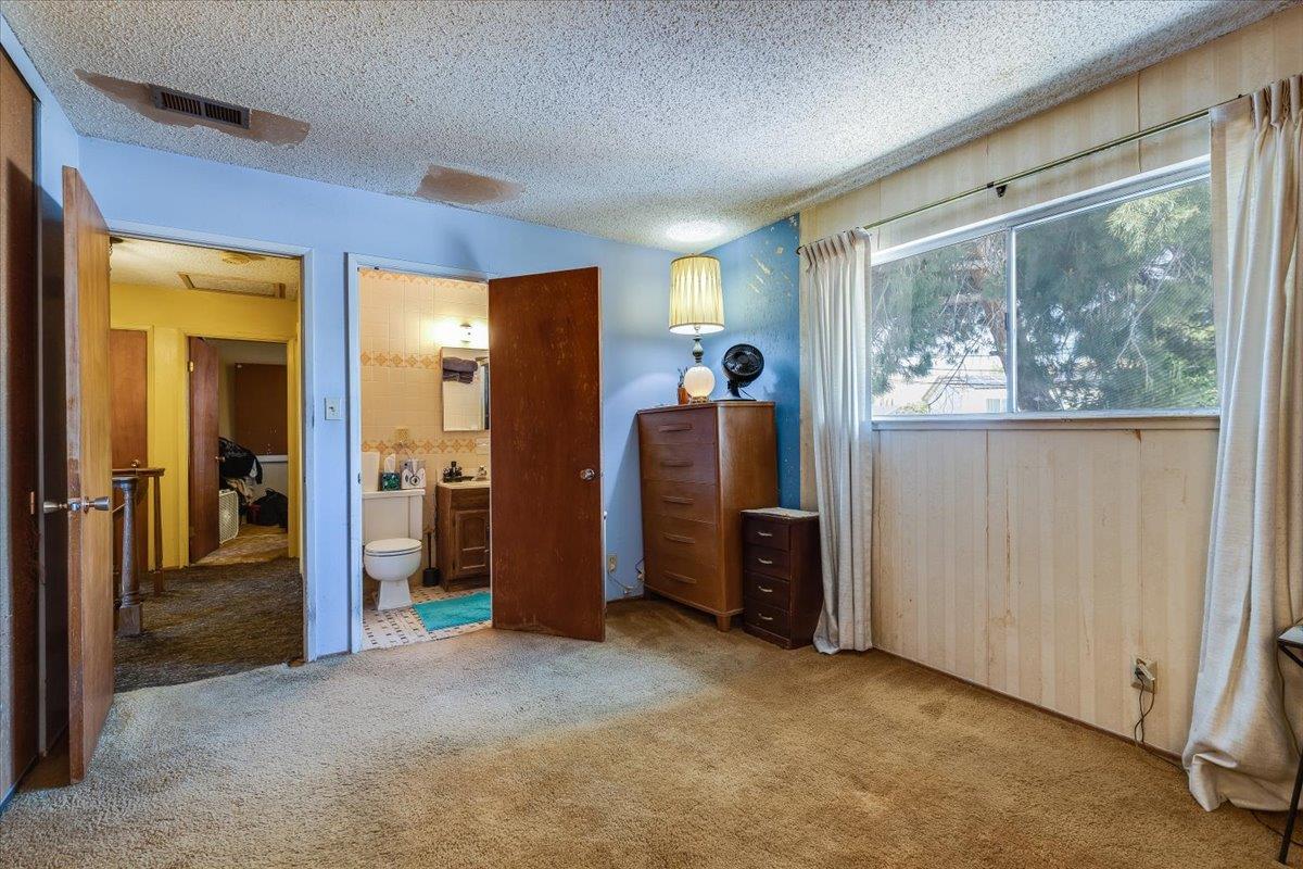 Detail Gallery Image 15 of 26 For 2074 Ashwood Ln, San Jose,  CA 95132 - 5 Beds | 2/1 Baths