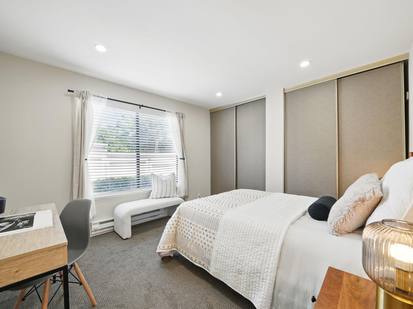 Detail Gallery Image 19 of 34 For 1685 Bayridge Way #210,  San Mateo,  CA 94402 - 2 Beds | 2 Baths