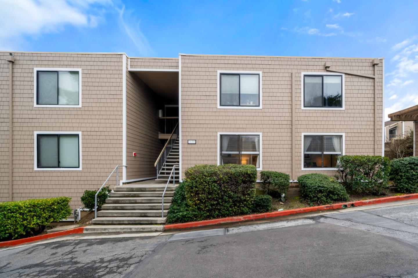 Detail Gallery Image 24 of 34 For 1685 Bayridge Way #210,  San Mateo,  CA 94402 - 2 Beds | 2 Baths