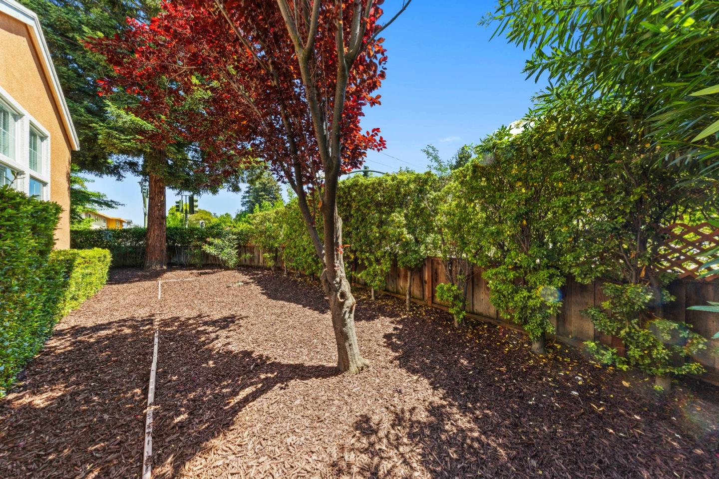 Detail Gallery Image 29 of 36 For 298 S Rengstorff Ave, Mountain View,  CA 94040 - 3 Beds | 2/1 Baths