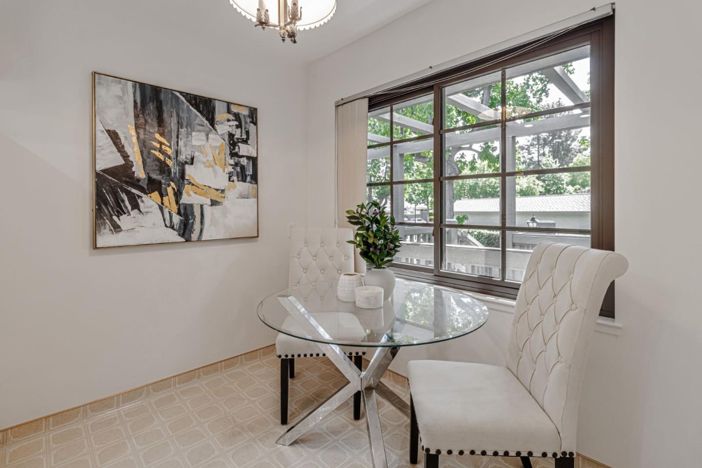 Detail Gallery Image 12 of 31 For 5277 Cribari Corner, San Jose,  CA 95135 - 2 Beds | 2 Baths