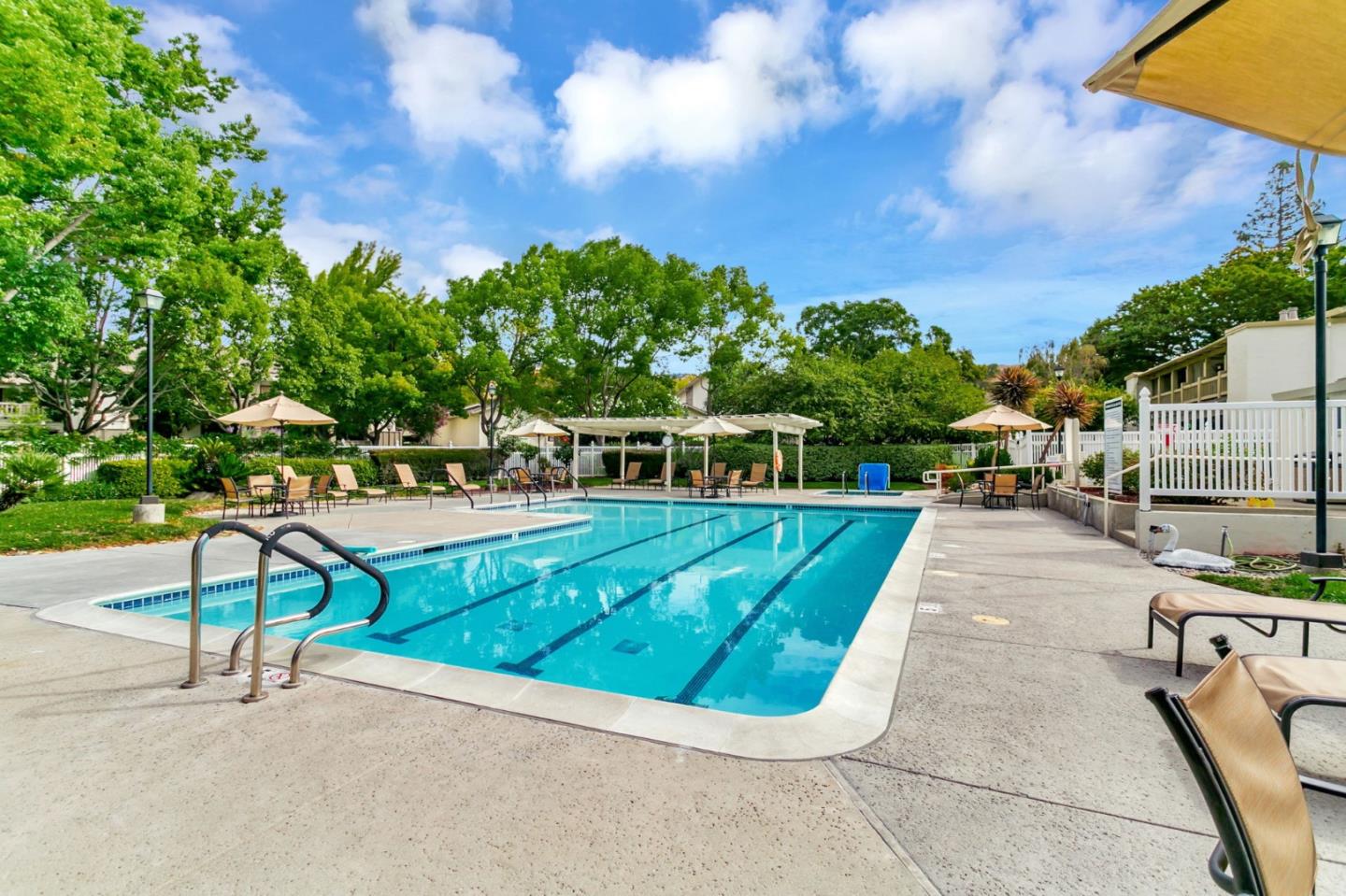 Detail Gallery Image 30 of 31 For 5277 Cribari Corner, San Jose,  CA 95135 - 2 Beds | 2 Baths