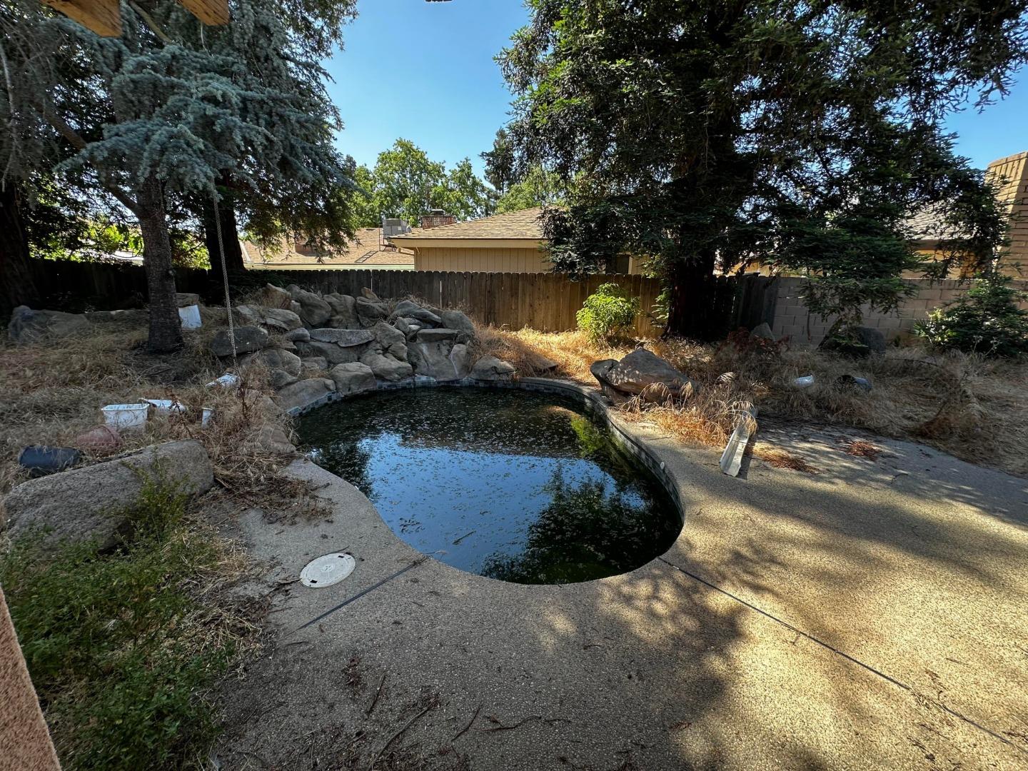 Detail Gallery Image 12 of 17 For 1547 W Fir Ave, Fresno,  CA 93711 - 3 Beds | 2 Baths