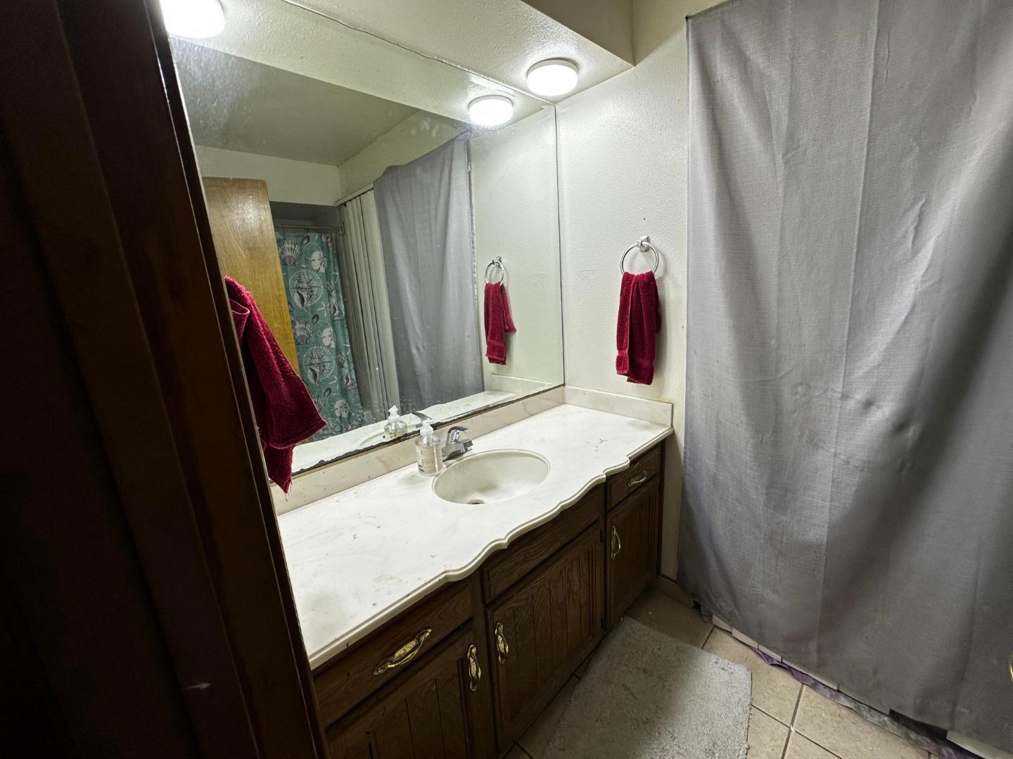 Detail Gallery Image 6 of 17 For 1547 W Fir Ave, Fresno,  CA 93711 - 3 Beds | 2 Baths