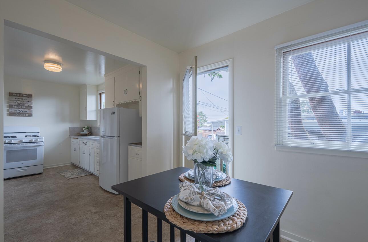 Detail Gallery Image 16 of 34 For 230 Gibson Ave, Pacific Grove,  CA 93950 - 2 Beds | 1 Baths