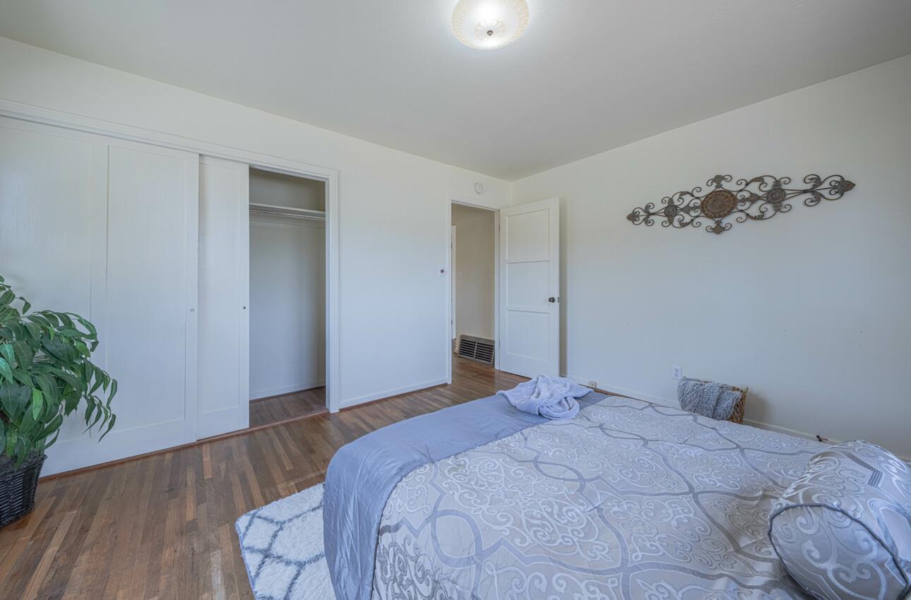 Detail Gallery Image 22 of 34 For 230 Gibson Ave, Pacific Grove,  CA 93950 - 2 Beds | 1 Baths