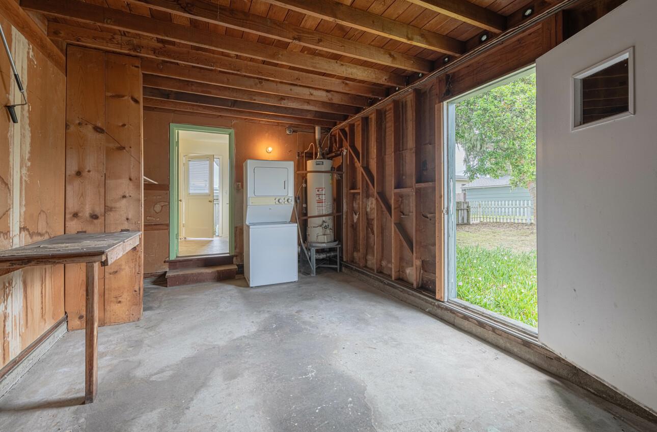 Detail Gallery Image 29 of 34 For 230 Gibson Ave, Pacific Grove,  CA 93950 - 2 Beds | 1 Baths