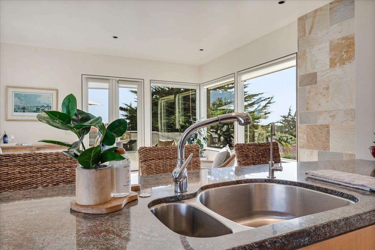 Detail Gallery Image 30 of 87 For 405 Heather Point Ln, Watsonville,  CA 95076 - 3 Beds | 2/1 Baths