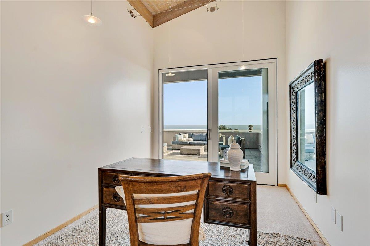 Detail Gallery Image 35 of 87 For 405 Heather Point Ln, Watsonville,  CA 95076 - 3 Beds | 2/1 Baths