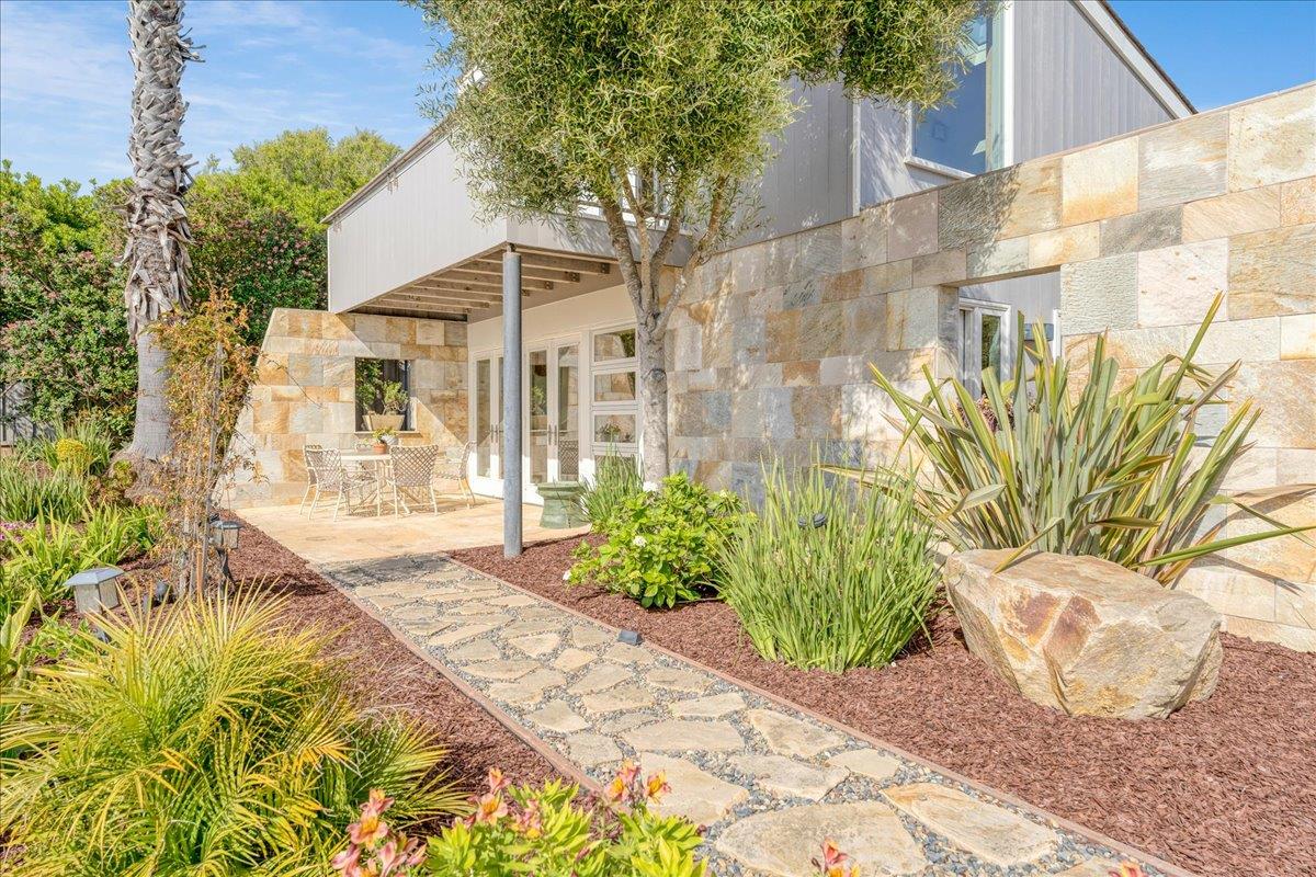 Detail Gallery Image 65 of 87 For 405 Heather Point Ln, Watsonville,  CA 95076 - 3 Beds | 2/1 Baths
